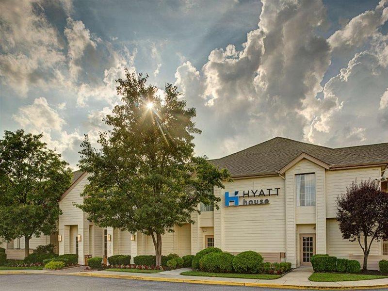 Hyatt House Mount Laurel Hotel Exterior foto