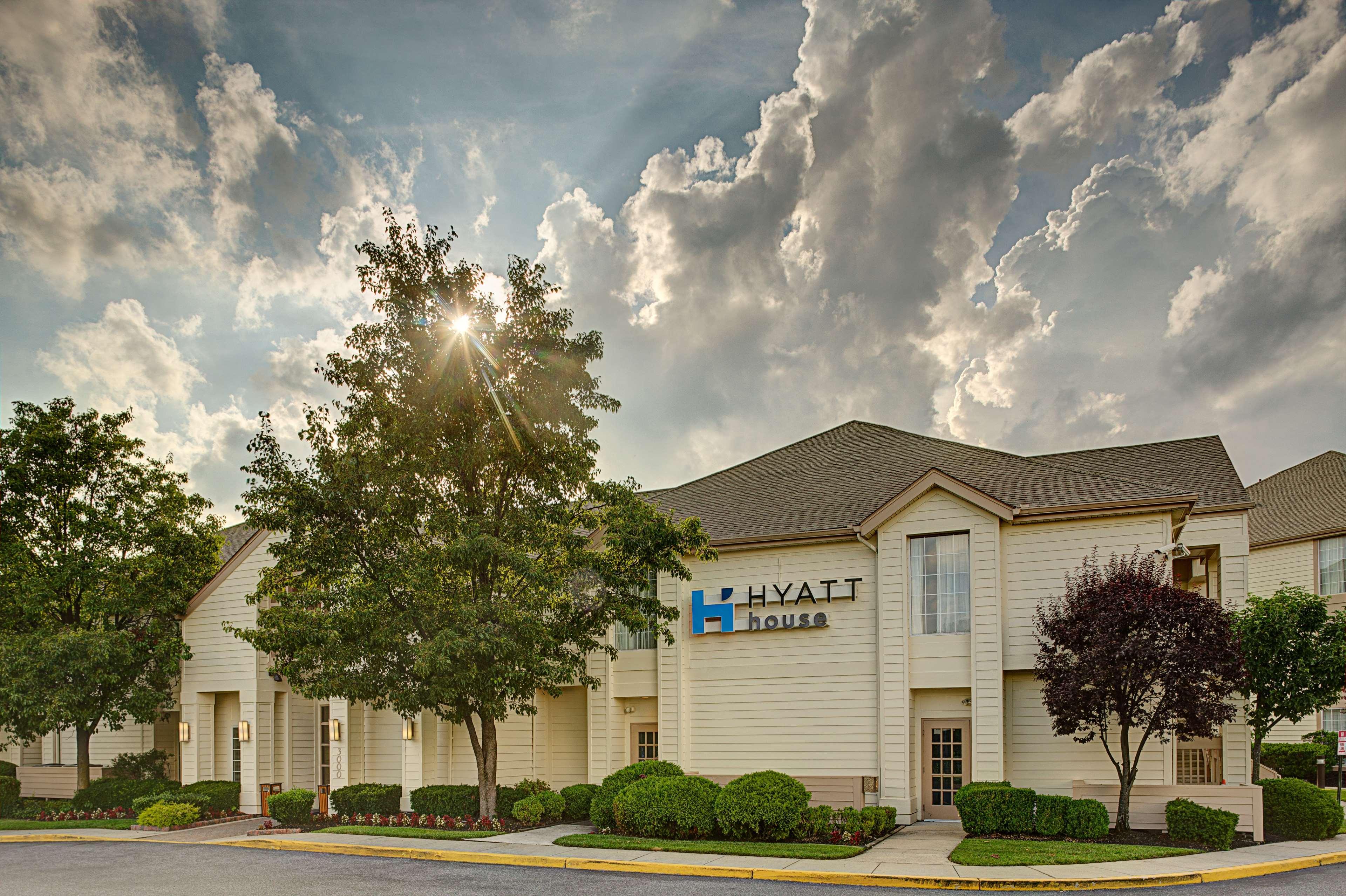 Hyatt House Mount Laurel Hotel Exterior foto